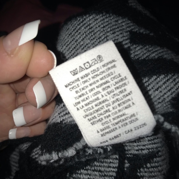 🆚 💕PINK THROW BLANKET - Picture 8 of 8